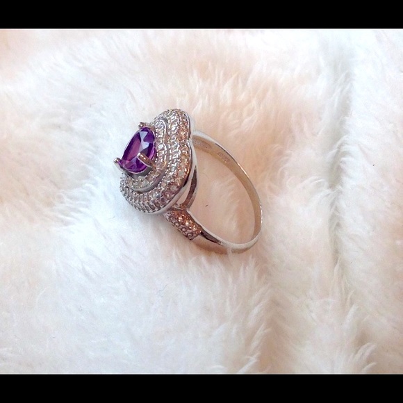 Huge Purple Amethyst, and White Sapphire,diamond ring - Picture 7 of 11